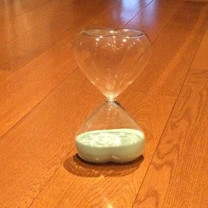 Bouclair hourglass, beautiful sky blue sand.